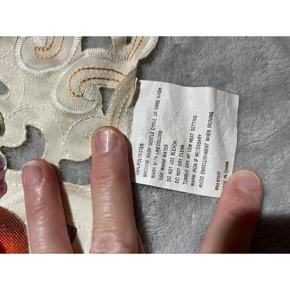 Thanksgiving Fall Harvest Embroidered Applique Tablecloth Pumpkins & Cornucopia - Picture 5 of 7